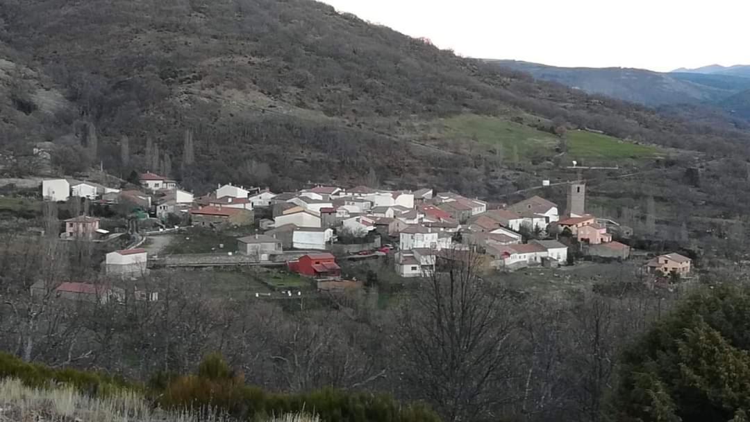Casa Rural Las Canales Zapardiel de la Ribera ภายนอก รูปภาพ