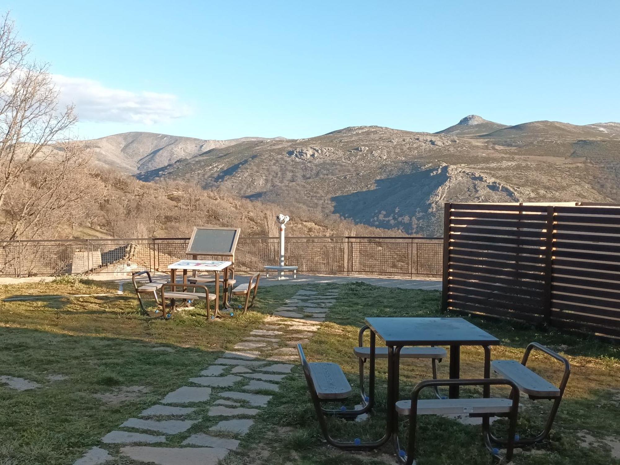Casa Rural Las Canales Zapardiel de la Ribera ภายนอก รูปภาพ